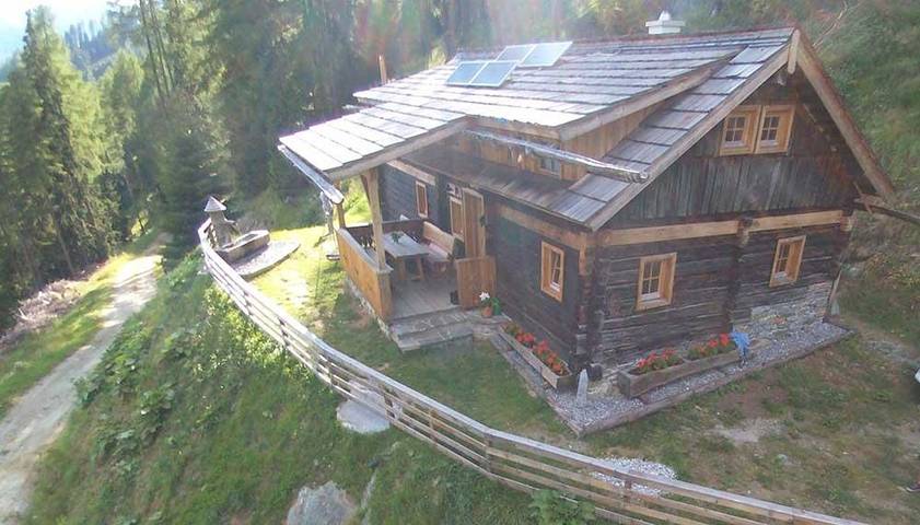 Ferienwohnung für 8 Personen, mit Balkon und Terrasse sowie Sauna im Lungau