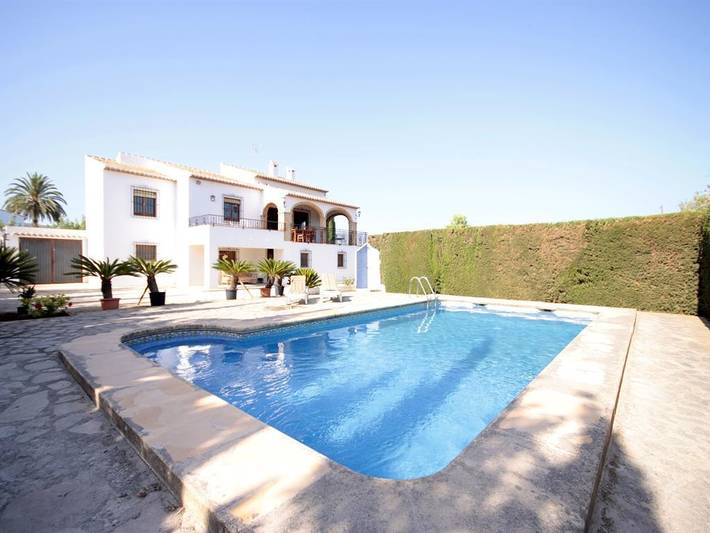 Villa für 6 Personen, mit Pool und Terrasse sowie Garten, mit Haustier in Jávea