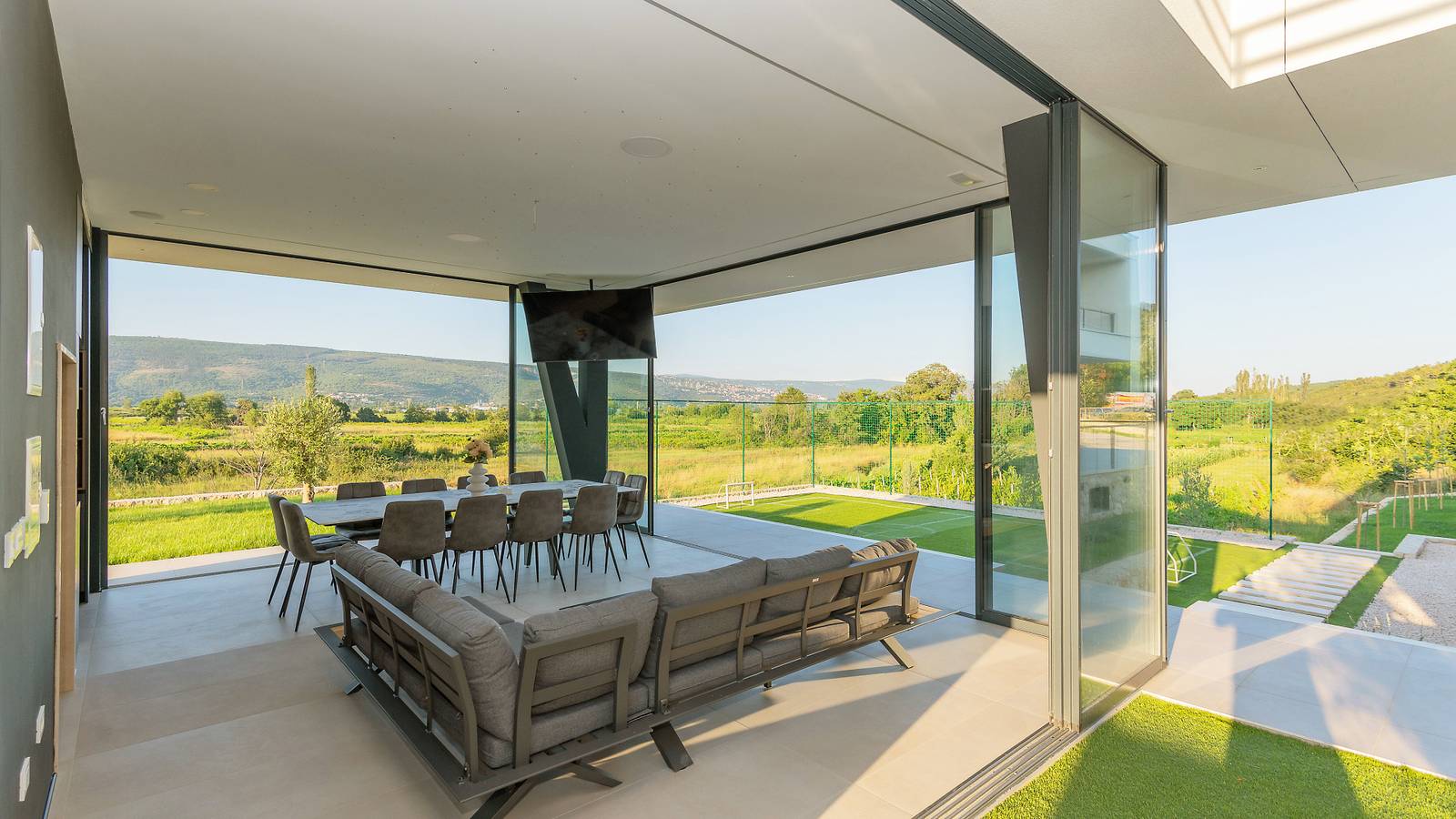 Villa Excelsior by Villas Guide in Imotski, Makarska Riviera