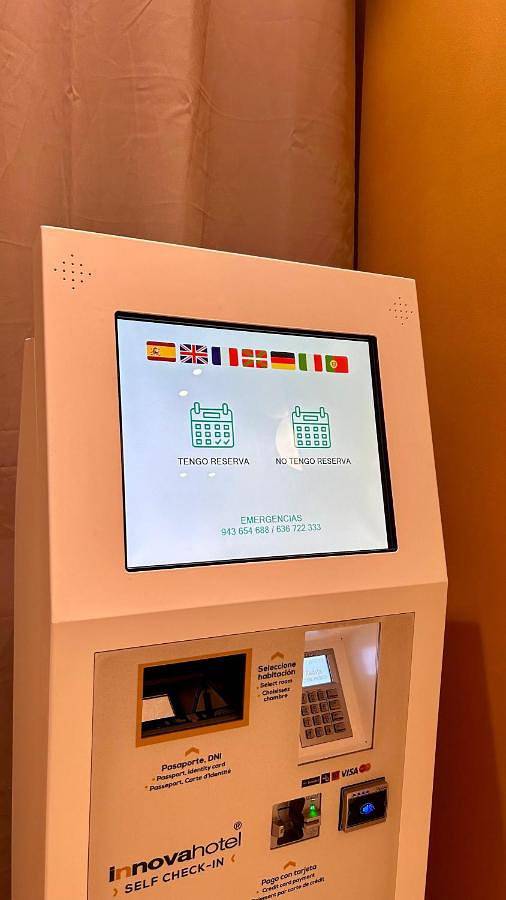 Hôtel pour 3 personnes, avec terrasse et vue à Tolosa - 3