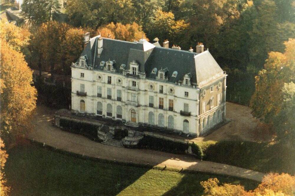 The Charming Cottage of the Château de St Gervais - 4 to 5 people in Saint-Gervais-la-Forêt, Blois region