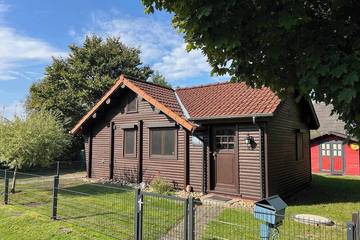Ferienhaus für 4 Personen, mit Garten in Nordholz