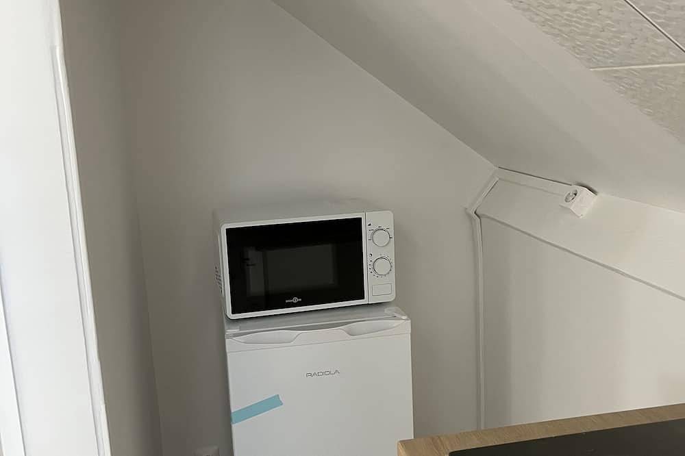 Entire apartment, 25 m2 | Cdg | Stade France | Bourget | Villepinte in Le Blanc-Mesnil, Seine-Saint-Denis