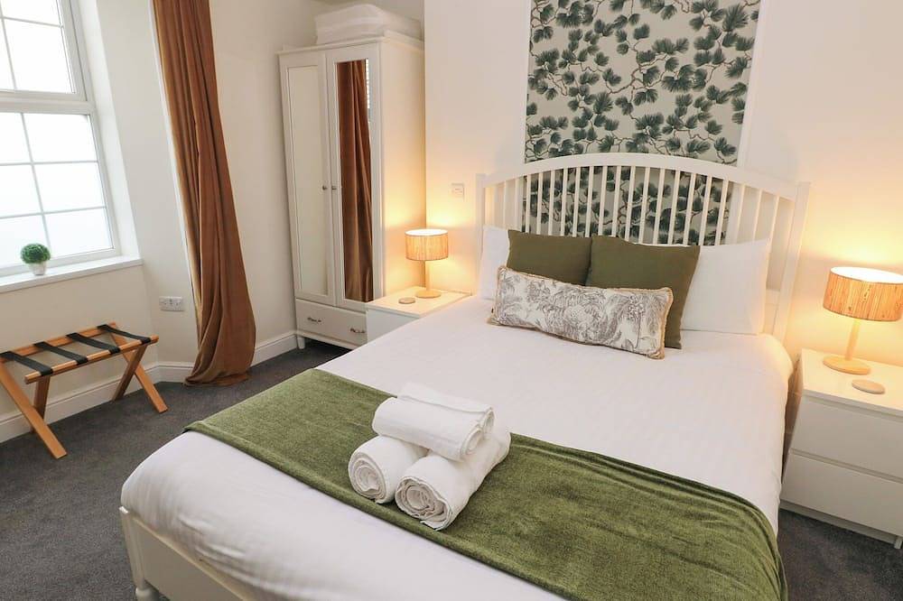 Teifi Villa, pet friendly, character holiday cottage in St Dogmaels in St Dogmaels, Pembrokeshire