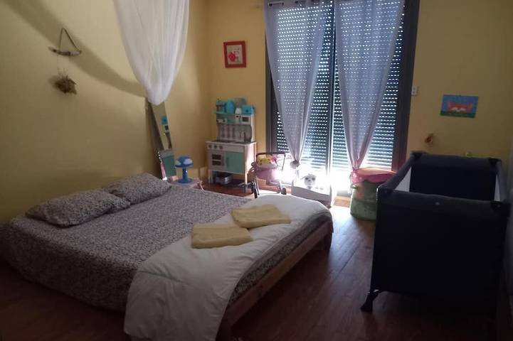 Location de vacances pour 7 personnes, avec terrasse et jardin à Saint-Sulpice-et-Cameyrac - 3