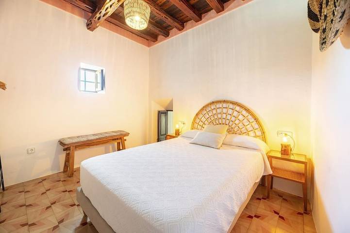 Autentica Casa Ibicenca De 400 Años En Area Privada De 50.000 Metros Cuadrados. in Aigües Blanques (Santa Eulària des Riu), Santa Eulària des Riu