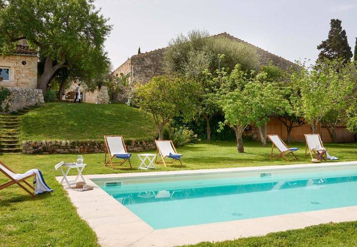 Chambre d’amis pour 4 personnes, avec piscine et jardin, animaux acceptés