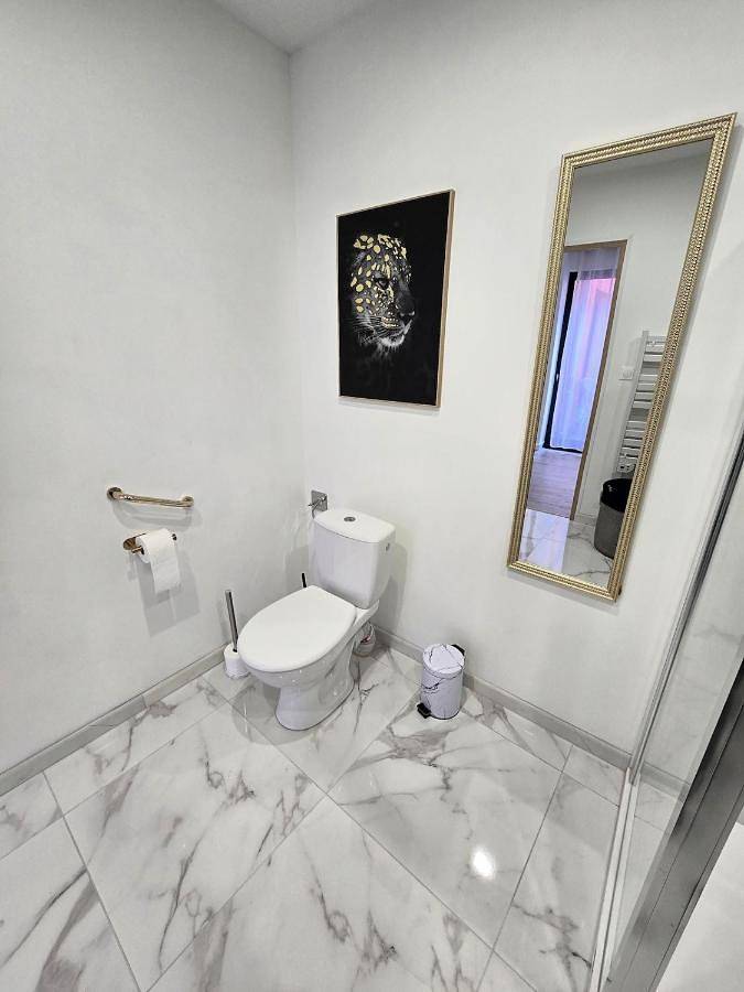 Appartement entier, Chic & glamour Dubai Style in Flers-en-Escrebieux, Département Nord