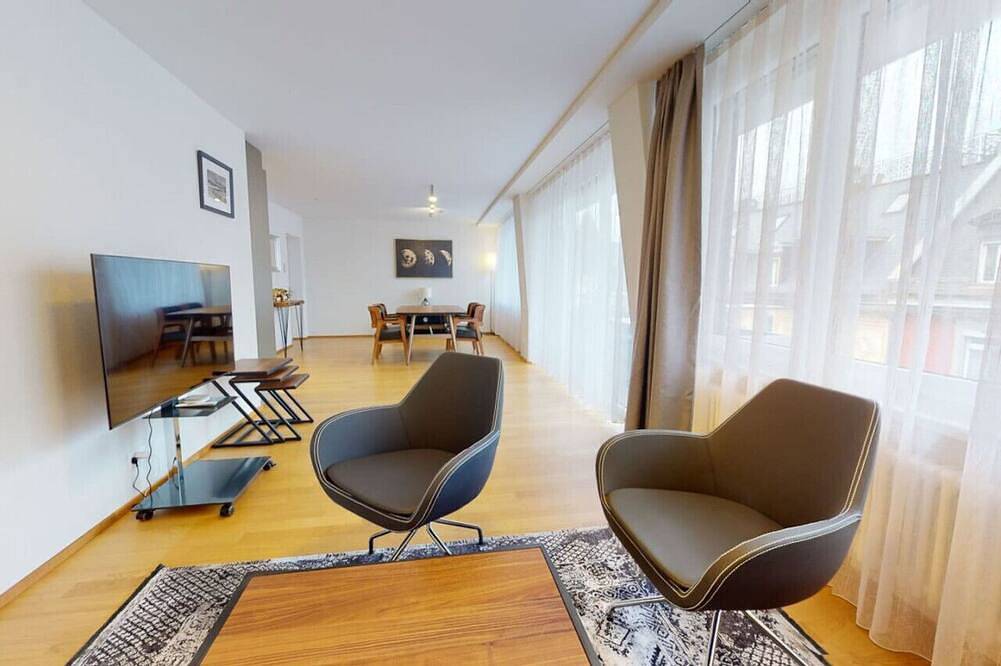 Appartamento intero, Amazing/sunny 2Br flat in the city center (West 6) in Zurigo, Distretto di Zurigo