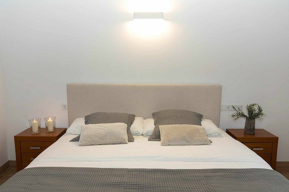 Entire apartment, Sueños del Garmo by Bevalle in Panticosa (Ski), Panticosa