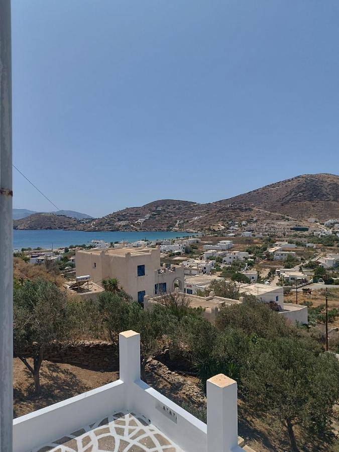 B&b per 2 persone, con panorama e balcone ad Ios