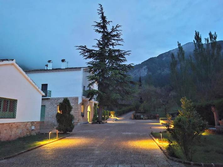 Maison d’hôte pour 4 personnes, avec vue ainsi que piscine et jardin, animaux acceptés à Cazorla - 2