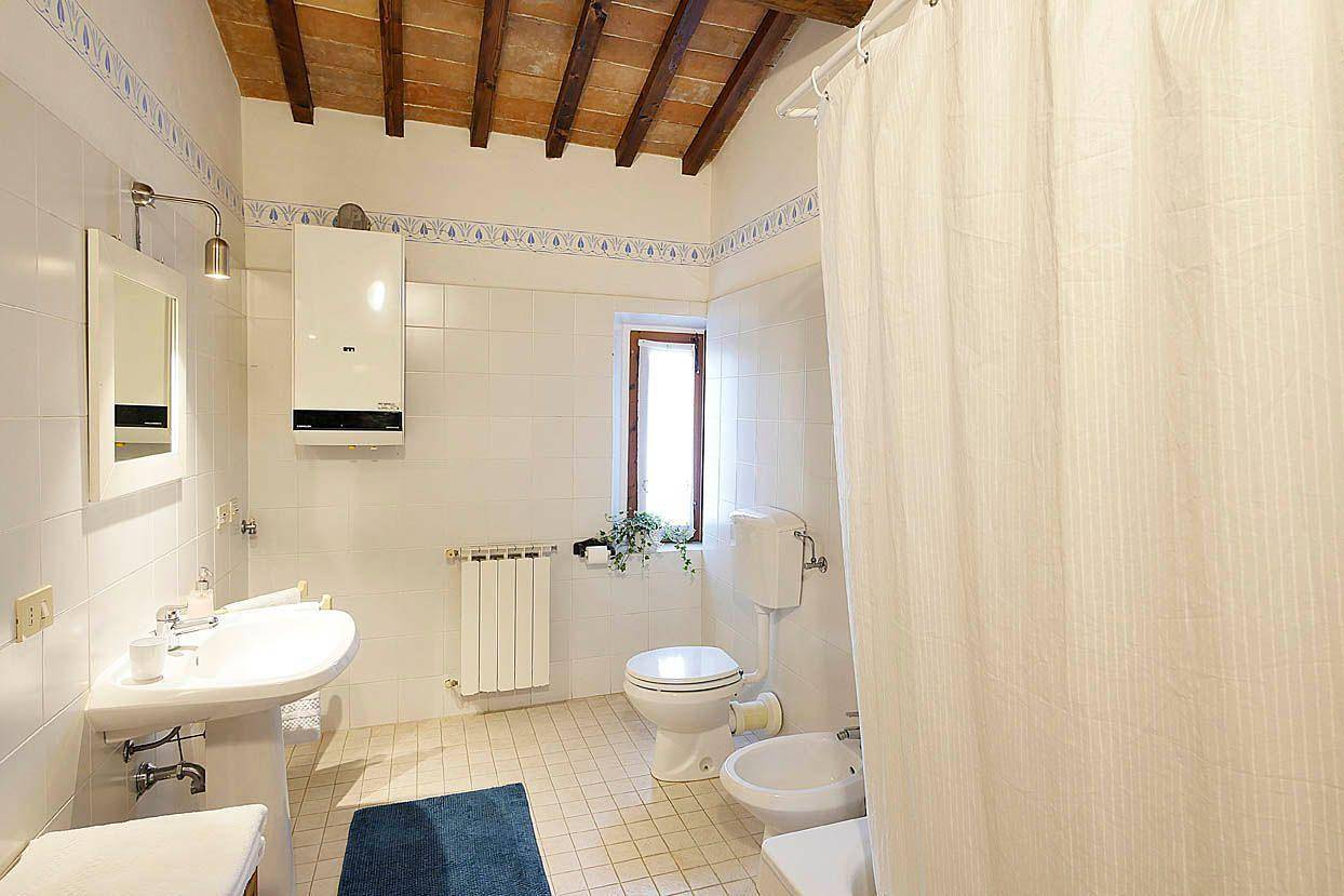 Agriturismo toscano Erta con piscina in San Casciano in Val di Pesa, Chianti