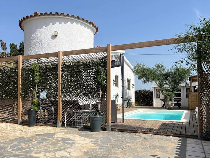 Location de vacances pour 6 personnes, avec jardin, animaux acceptés à Sant Pere Pescador - 2