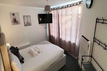 Glamping for 2 People in Skegness, Lincolnshire, Photo 1