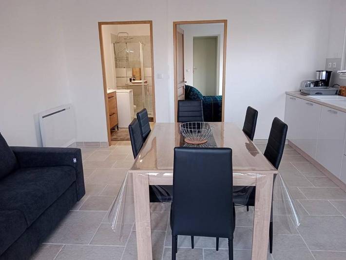 Maison de vacances pour 4 personnes, avec jardin ainsi que piscine et jacuzzi