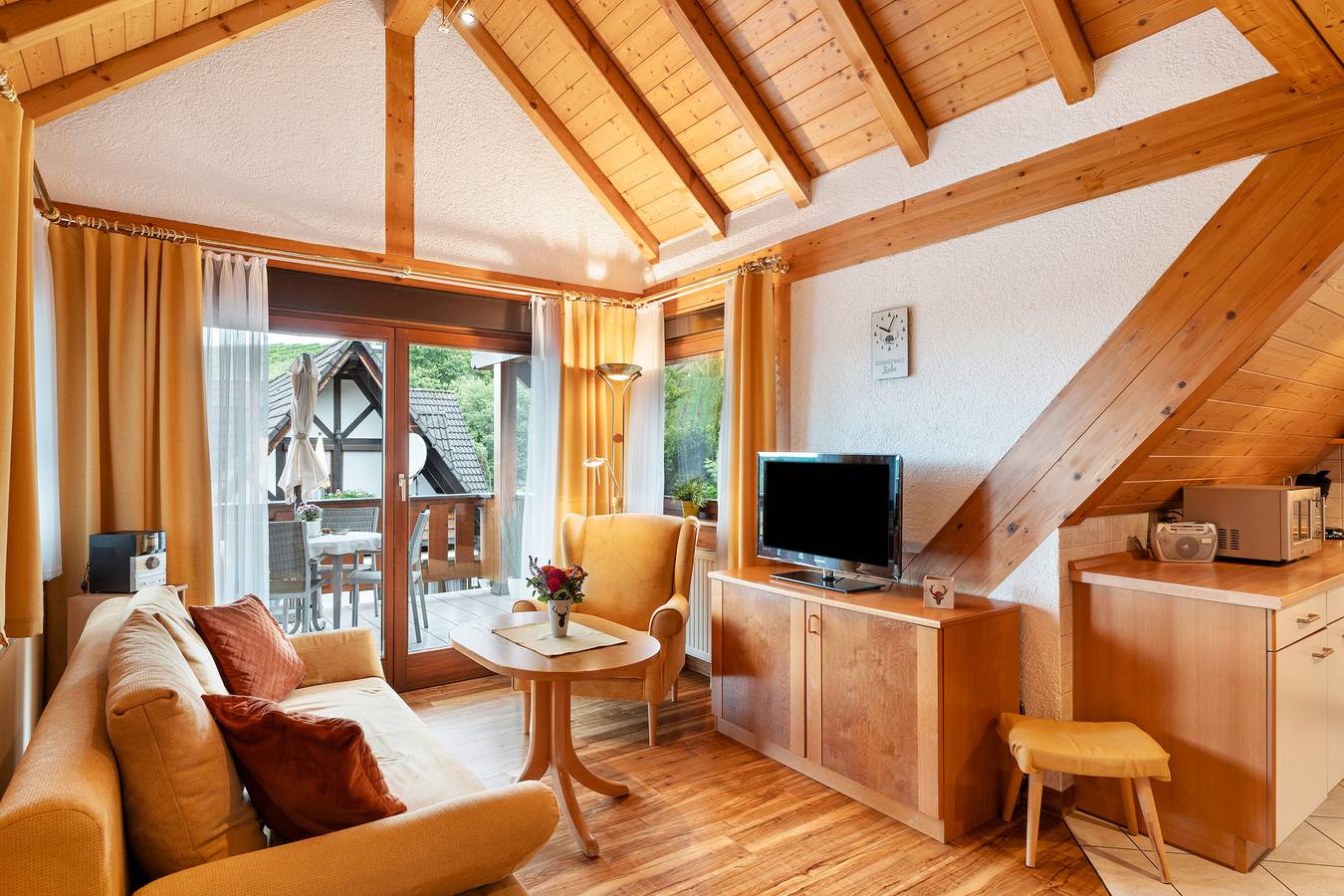 Ganze Wohnung, Ferienwohnung 'Schwarzwaldliebe' mit privatem Balkon, Gemeinschaftsterrasse und Wi-Fi in Sasbachwalden, Mittlerer Schwarzwald