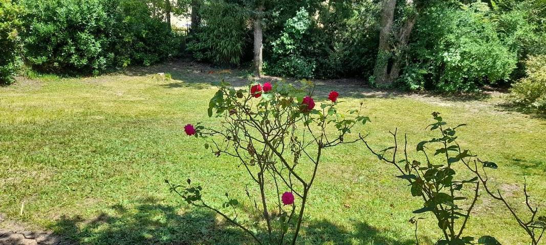 Location de vacances pour 12 personnes, avec terrasse et vue à Mignaloux-Beauvoir