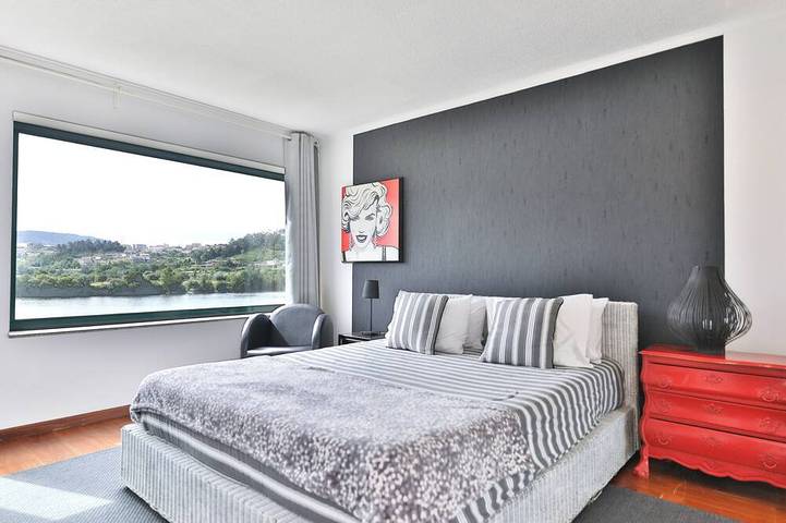 Gîte pour 14 personnes, avec jardin dans Rio de Moinhos (Porto) - 2