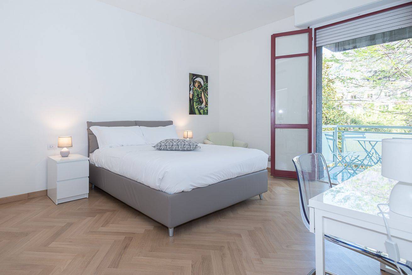 Ganze Wohnung, Ferienwohnung für 2 Personen mit Balkon/Terrasse in Cernobbio, Comer See