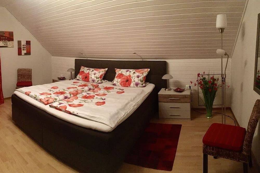 Ganze Wohnung, Liebevoll eingerichtete Fewo mit großem Balkon für gemütliche Stunden in Pleinfeld, Fränkisches Seenland