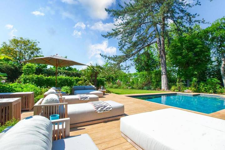 Gîte pour 7 personnes, avec jardin ainsi que piscine et terrasse à Le Vésinet - 4