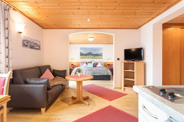 Hotel für 2 Personen, mit Sauna und Garten sowie Pool und Ausblick, mit Haustier in Rubi