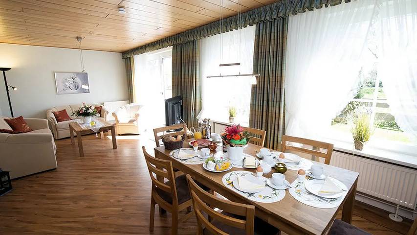 Ferienhaus für 6 Personen, mit Terrasse und Garten in Wenkendorf - 3