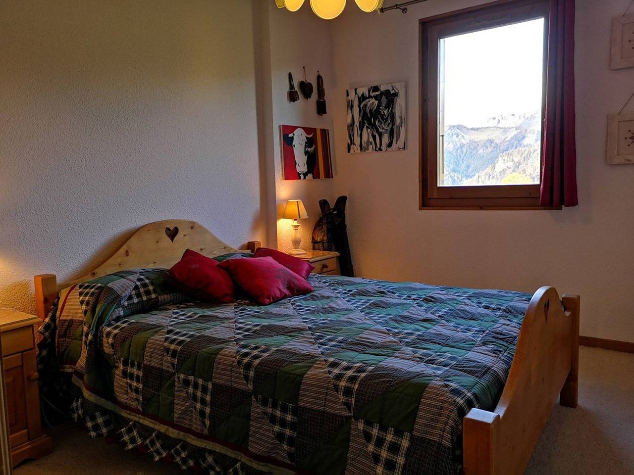 Appartement entier, Appartement cosy avec terrasse, proche pistes et commodités - 6 pers. in Notre-Dame-de-Bellecombe, Région d'Albertville