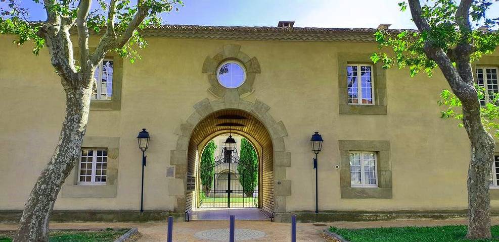 Gîte pour 5 personnes, avec piscine ainsi que jardin et terrasse à La Redorte - 2