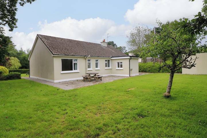 Cottage for 6 people, with Terrace and Garden in Killarney