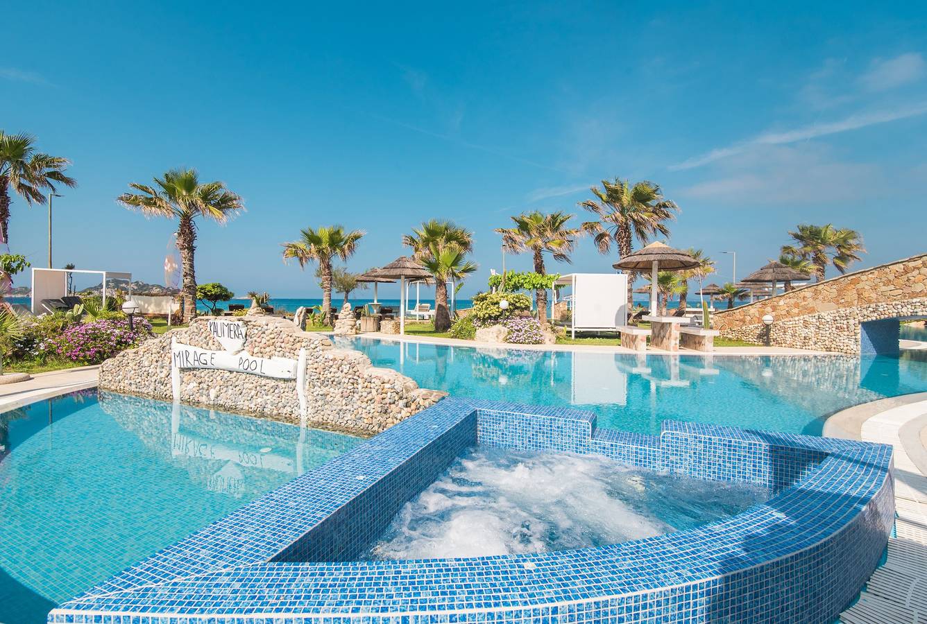 Gehele studio, Studio 'Mirage Arillas Studio Type A6' met zeezicht, zwembad & Wi-Fi in Arillas, Corfu