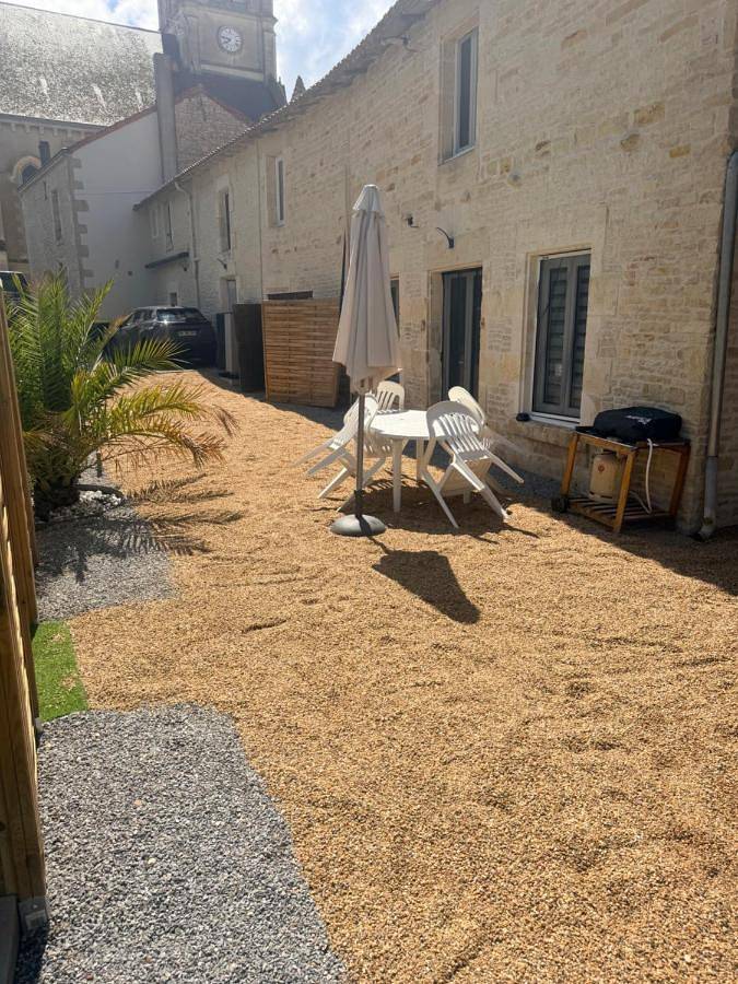 Location de vacances pour 6 personnes, avec jardin, adapté aux familles à Saint-Hilaire-la-Palud - 4