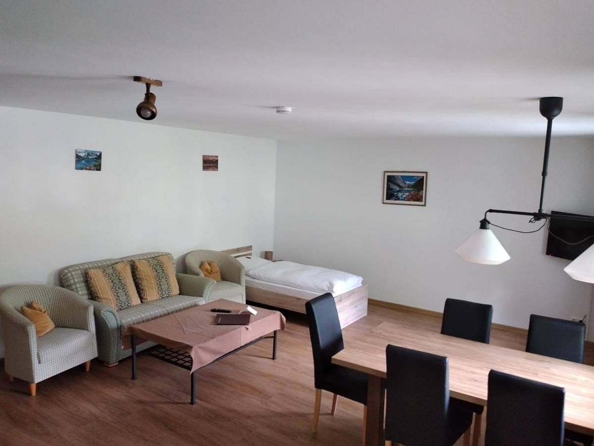 Hotel Garni Post in Grainau, Eibsee