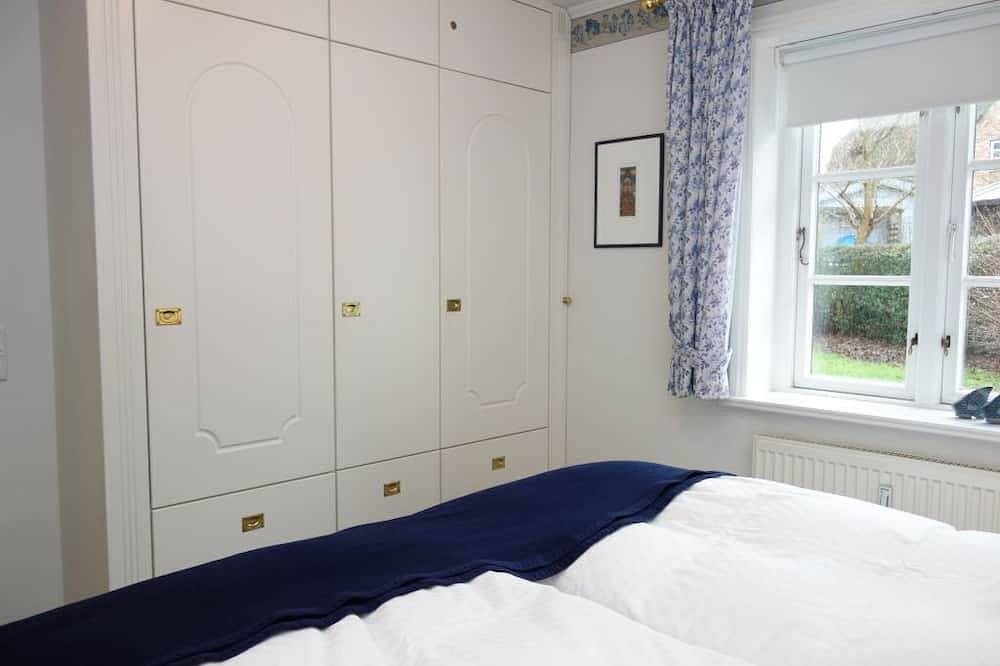 Ganze Wohnung, Die Sonnenblume - herrlich gemütlich, im friesischen Stil eingerichtet, in \"Frie in Oevenum, Föhr