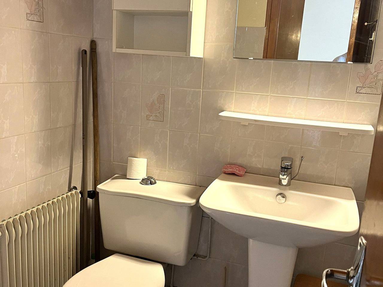 Studio entier, Studio cosy à Autrans, balcon sud, animaux acceptés, parking, pour 3 personnes. in Autrans-Méaudre-en-Vercors, Parc naturel régional du Vercors