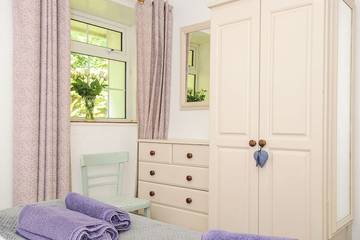 Cottage for 4 People in Mullion, Cornwall, Photo 2