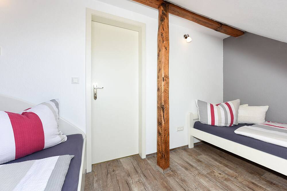 Ganze Wohnung, Ferienwohnung Mühlenblick - Haus Friesische Weite im Wangerland in Neugarmssiel, Wangerland