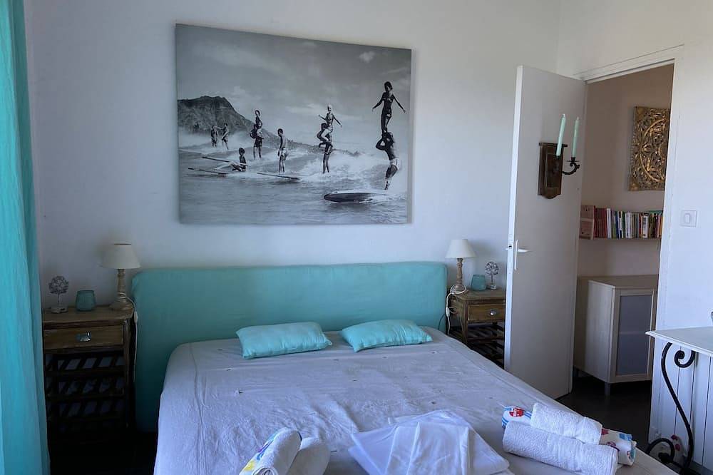 Baie D'Ajaccio/Portigliolo-Maison 130m²-Plage à 250m-Vue Mer+++Gd Jardin 2000m² in Portigliolo, Coti-Chiavari