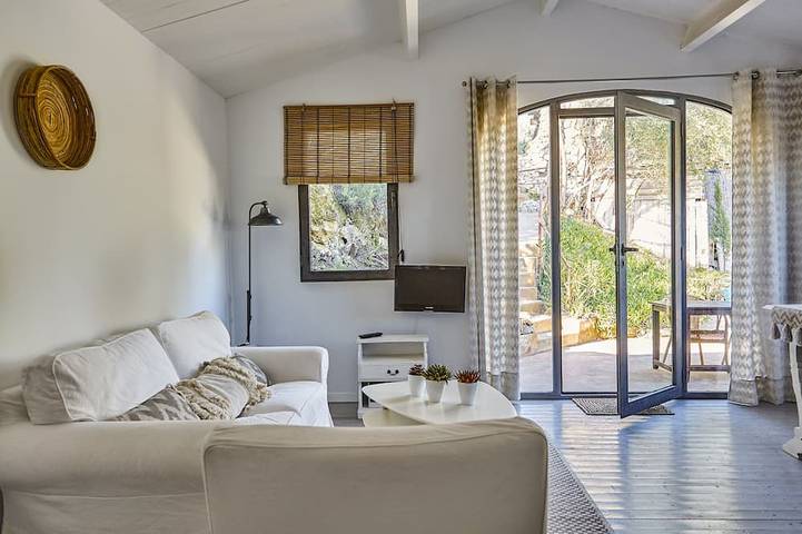 Casa Granada at Masia Nur, with private pool in Vora-Sitges, Canyelles (Barcelona)