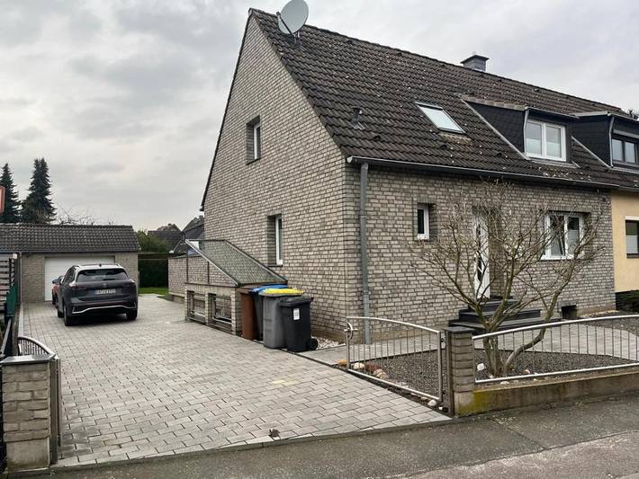 Ferienhaus für 5 Personen, mit Terrasse und Garten in Hürth - 2