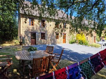 Gîte pour 5 personnes, avec vue et jardin, animaux acceptés dans Cametours