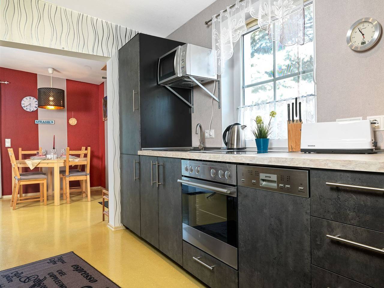 App. Mach mal Pause - Kleiner, charmanter Bungalow im Herzen von Kirchdorf in Kirchdorf (Poel), Nordwestmecklenburg (Wismar und Umgebung)