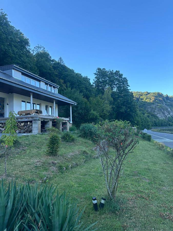 Four-Bedroom House in Hastière, Region Namur