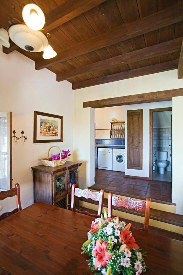 Casa rural para 6 personas, con terraza y jacuzzi además de jardín y piscina en Álora - 4