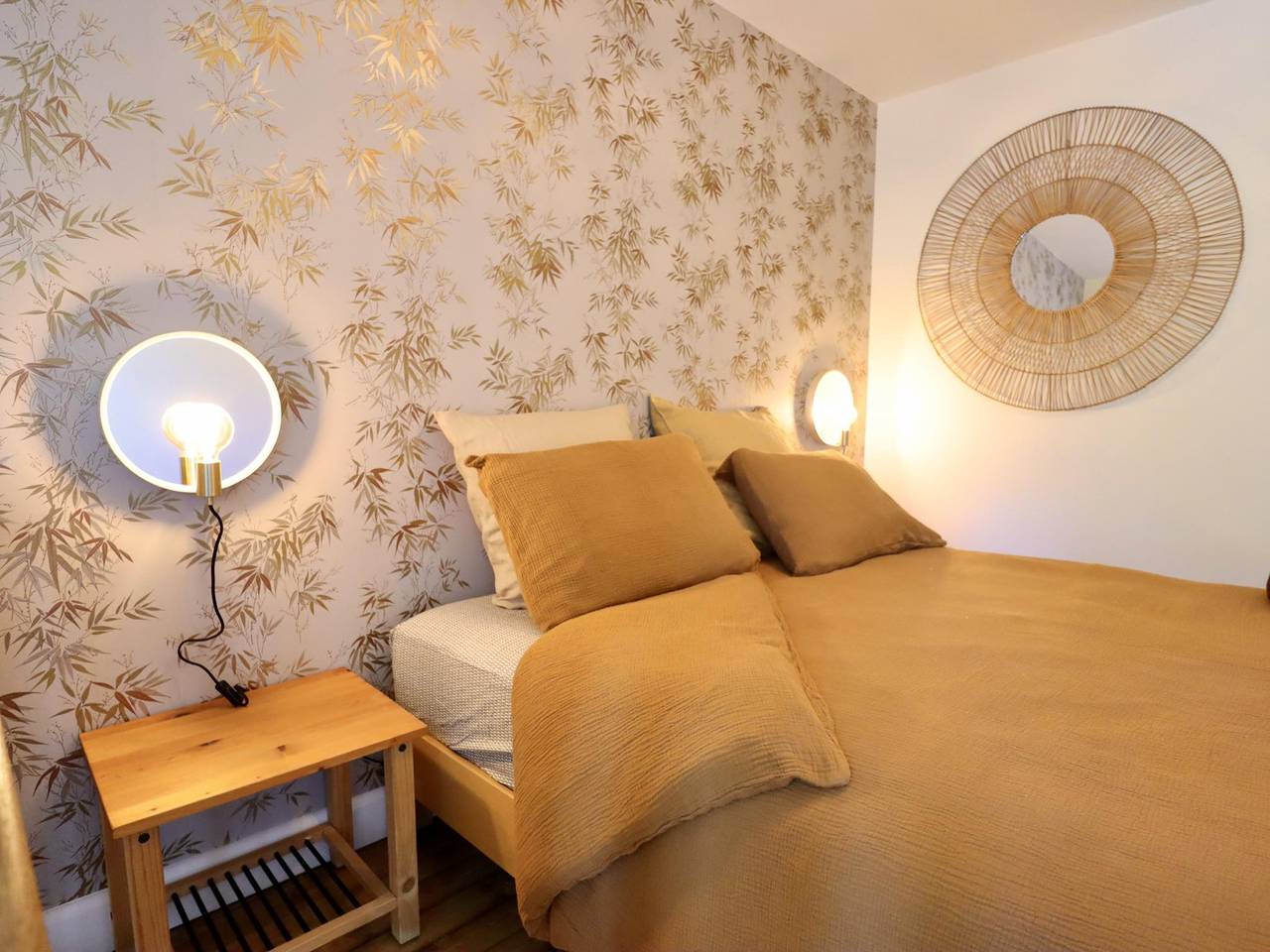Charming renovated urban gite in Ciney in Ciney, Namur (region)