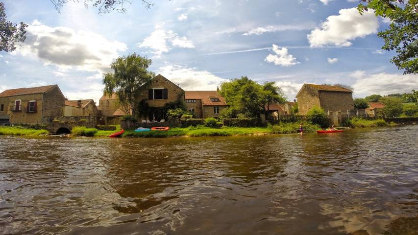 Location de vacances pour 7 personnes, avec terrasse et jardin, animaux acceptés dans Yonne - 3