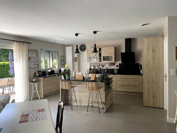 Location de vacances pour 6 personnes, avec vue ainsi que jardin et terrasse à Saint-Aubin-de-Médoc - 3