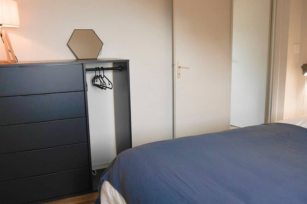 Appartement entier, Appartement rénové face à la plage avec vue mer et Wifi in Le Palais, Côte des Mégalithes