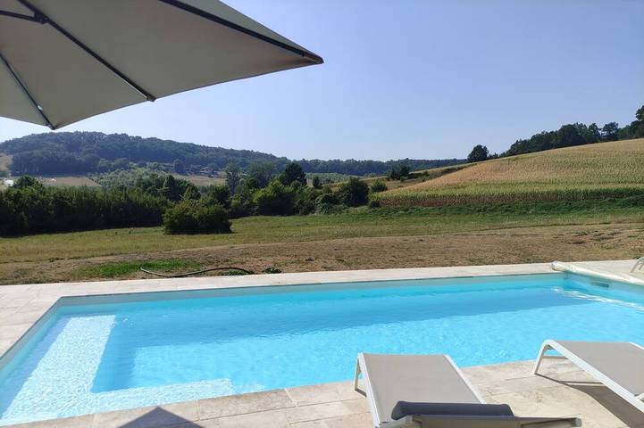 Location de vacances pour 8 personnes, avec jacuzzi à Saint-Sylvestre-sur-Lot
